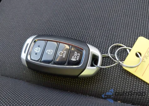 2022 Hyundai Venue Limited from USA, damaged, VIN KMHRC8A38NU172813